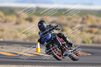 media/Nov-06-2023-Moto Forza (Mon) [[ce023d0744]]/3-Intermediate Group/Session 5 (Turn 4)/